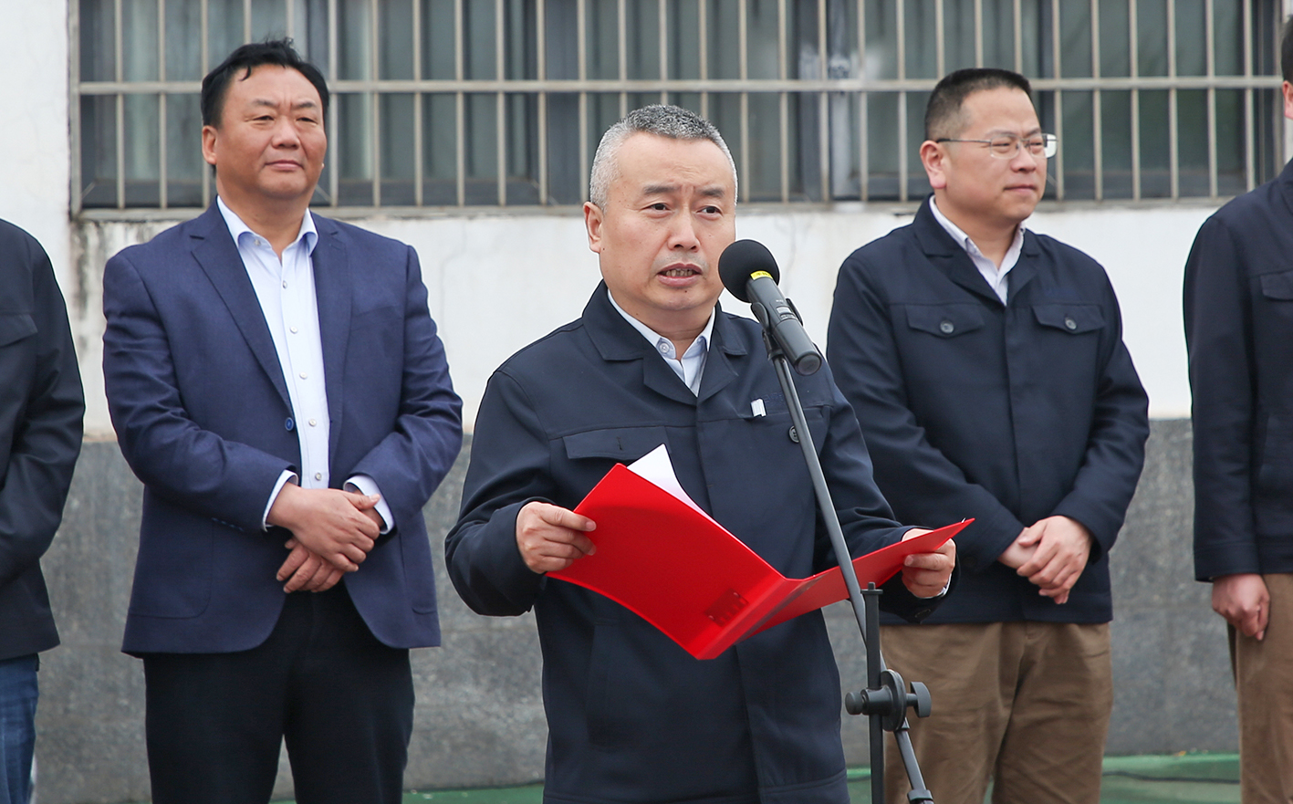 CA3X0212(1)x.jpg CA3X0212(1)x.jpg